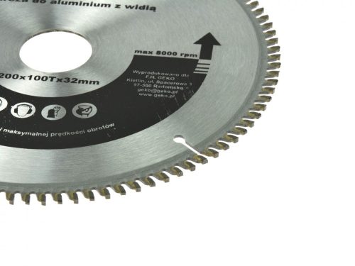 GEKO TCT körfűrészlap alumíniumhoz 200 x 32 x 100T