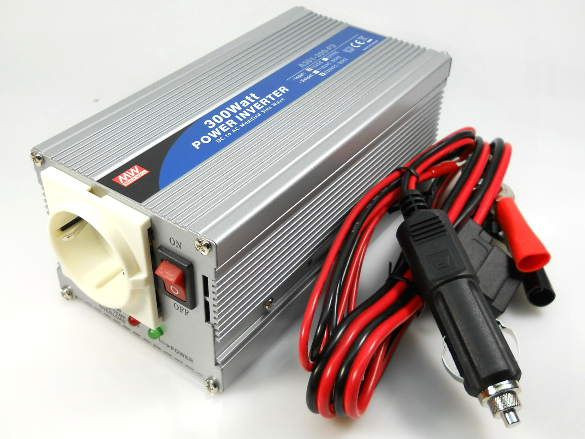 Mean Well hordozható 12v dc > 230 v ac inverter, 230 V AC, 300 W, 1 dugalj